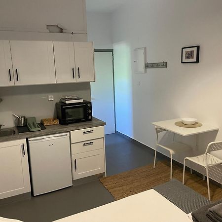 Spanos Studios - Panteli Exteriör bild
