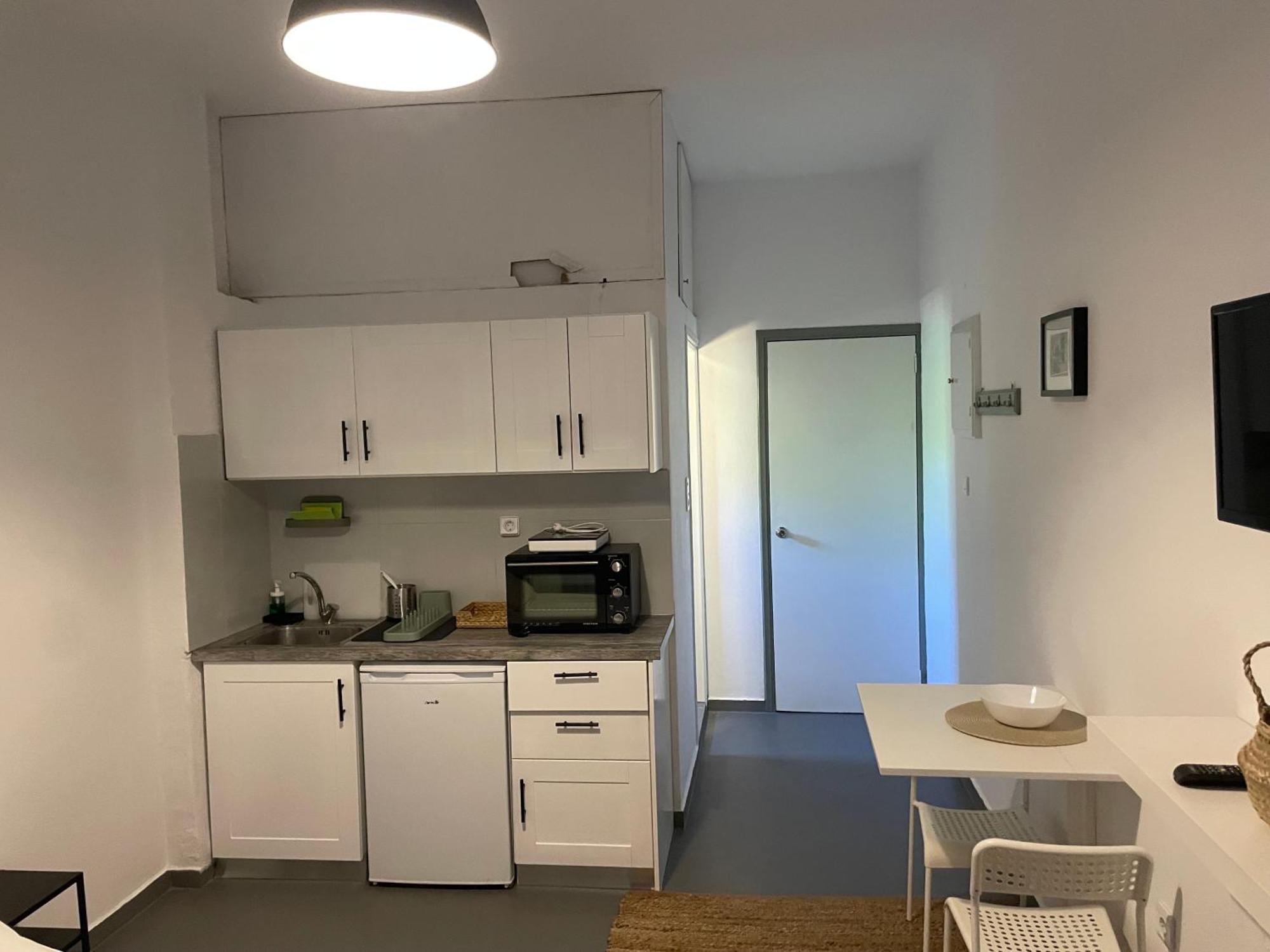 Spanos Studios - Panteli Exteriör bild