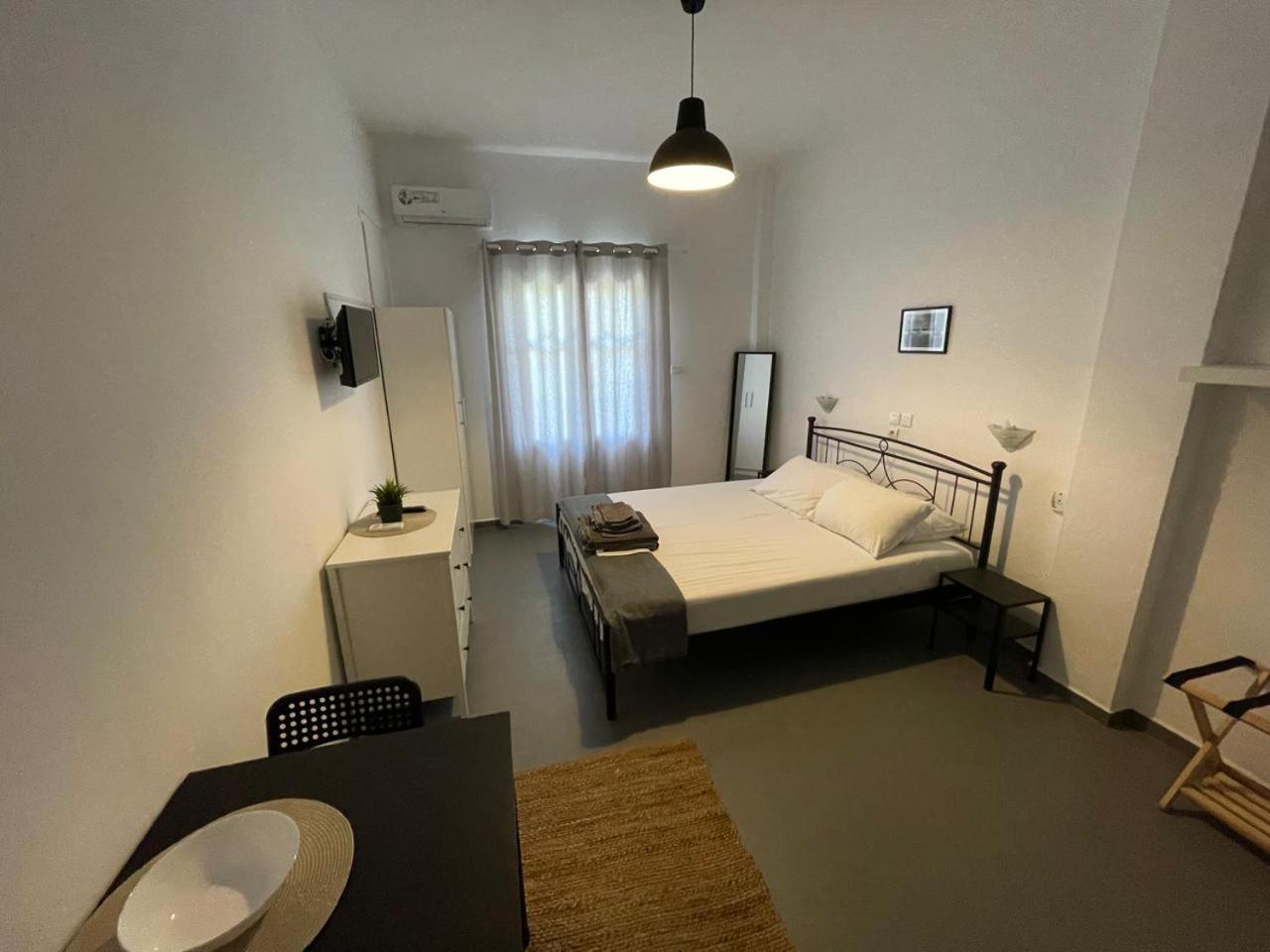 Spanos Studios - Panteli Exteriör bild