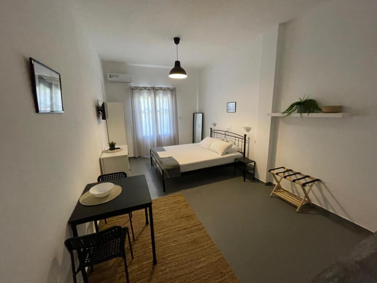 Spanos Studios - Panteli Exteriör bild