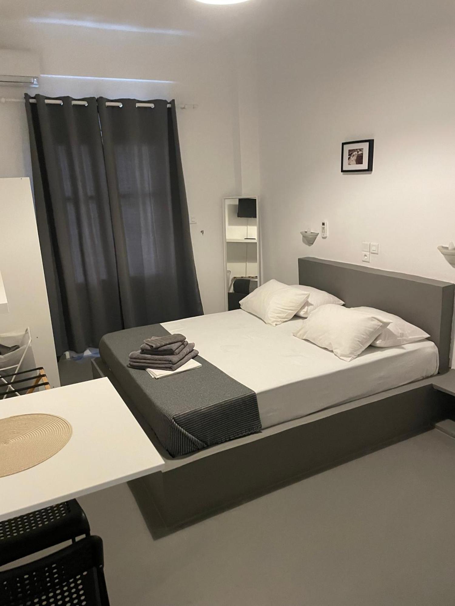 Spanos Studios - Panteli Exteriör bild
