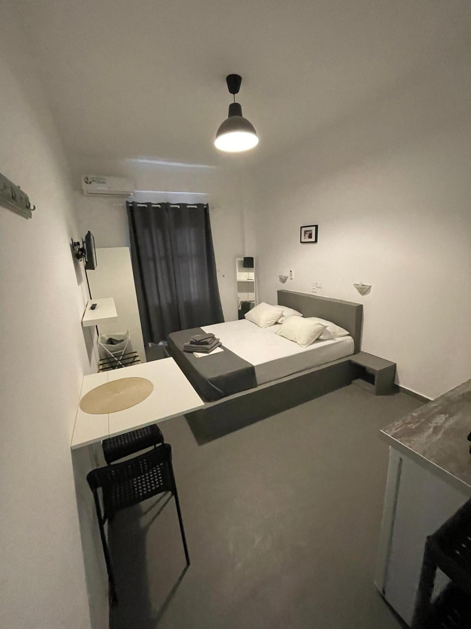 Spanos Studios - Panteli Exteriör bild
