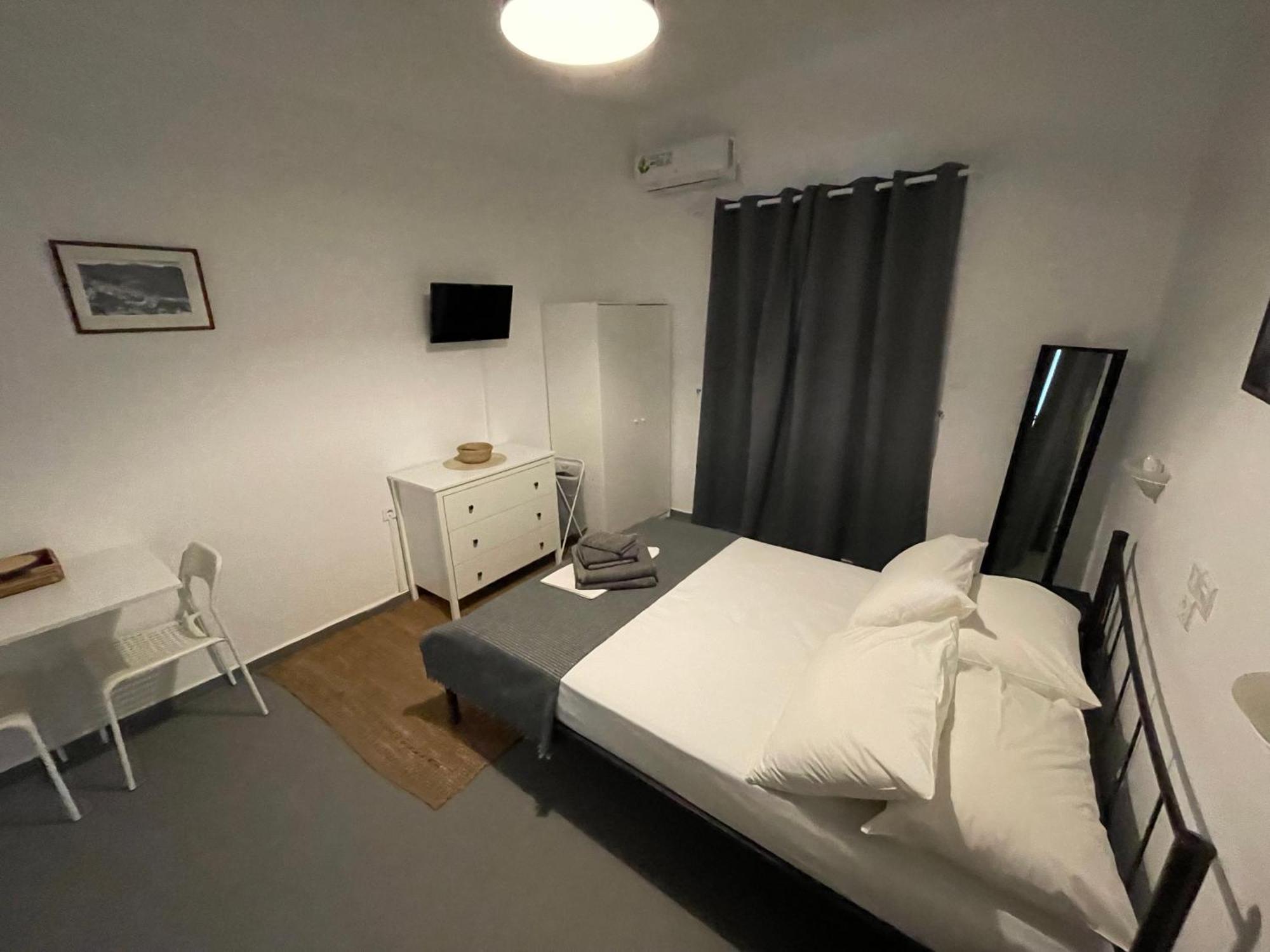 Spanos Studios - Panteli Exteriör bild