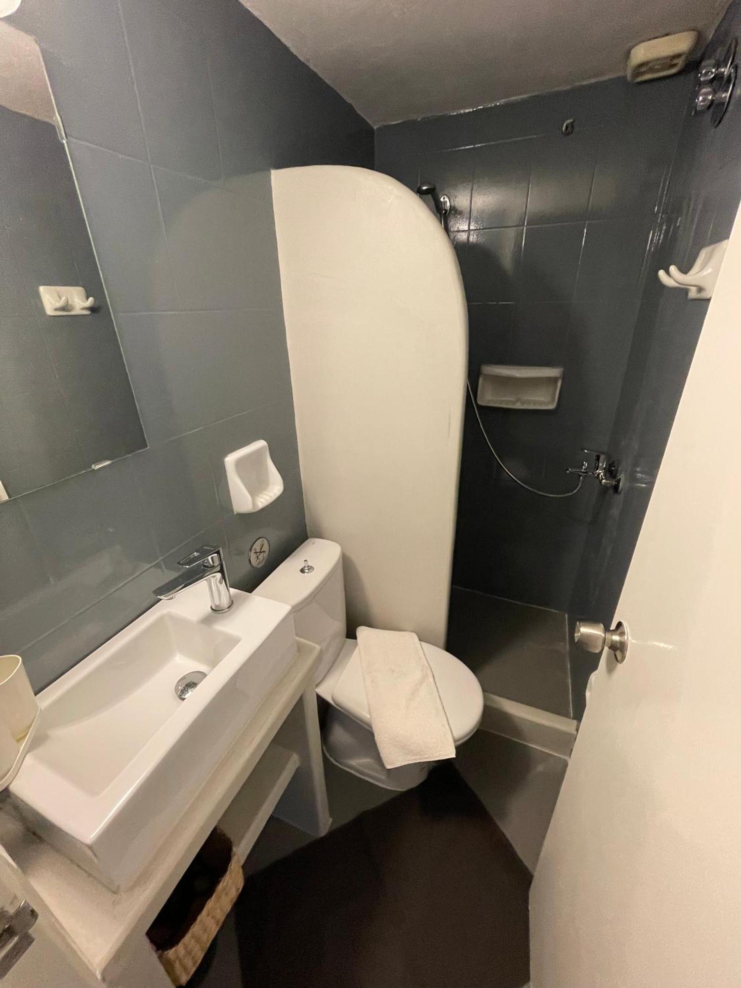 Spanos Studios - Panteli Exteriör bild